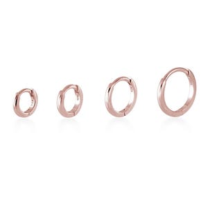 Plain huggie ring (Rose Gold)/ Huggie hoop / Rook Earring / Cartilage Earring / helix Earring /  Hoop Earring / lobe earring (1pc)