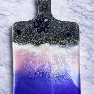 Bois d'olivier résine époxy bleu grande taille Charcuterie servant planche à découper plateau décor de cuisine avec résine bleu océan Art de la