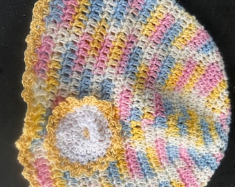 Gorro de bebé tejido a crochet