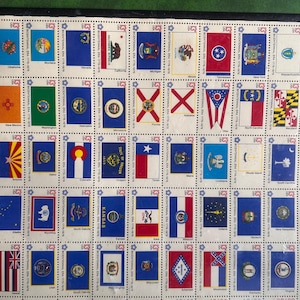 USA Bicentennial 13 Cent Flag Stamps Unhinged 1976 Unused