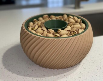 3D Printed Pistachio Bowl – Dual Compartment Snack Ware (Family Size)