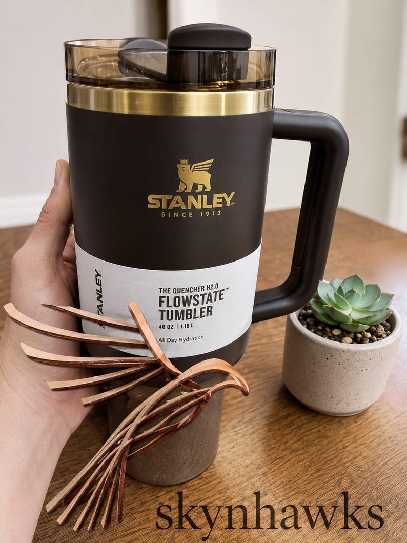 Vaso Stanley Chocolate Gold Quencher de 40 oz Flowstate H2.0 sellado de fábrica imagen 2