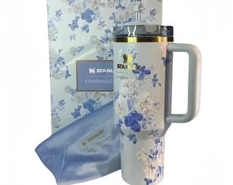 The Stanley x LoveShackFancy Quencher | 40 OZ Everblooming Rosettes