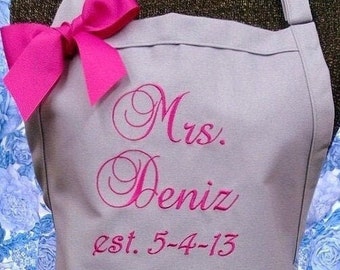 Personalized Apron, Monogrammed Apron, Kitchen Apron, Housewarming Gift