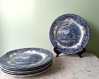 Para zabytkowych talerzy obiadowych Grindley „Homeland” | Niebieskie kalkomanie | Staffordshire, Anglia, Ironstone | Wystrój domu w stylu rustykalnym