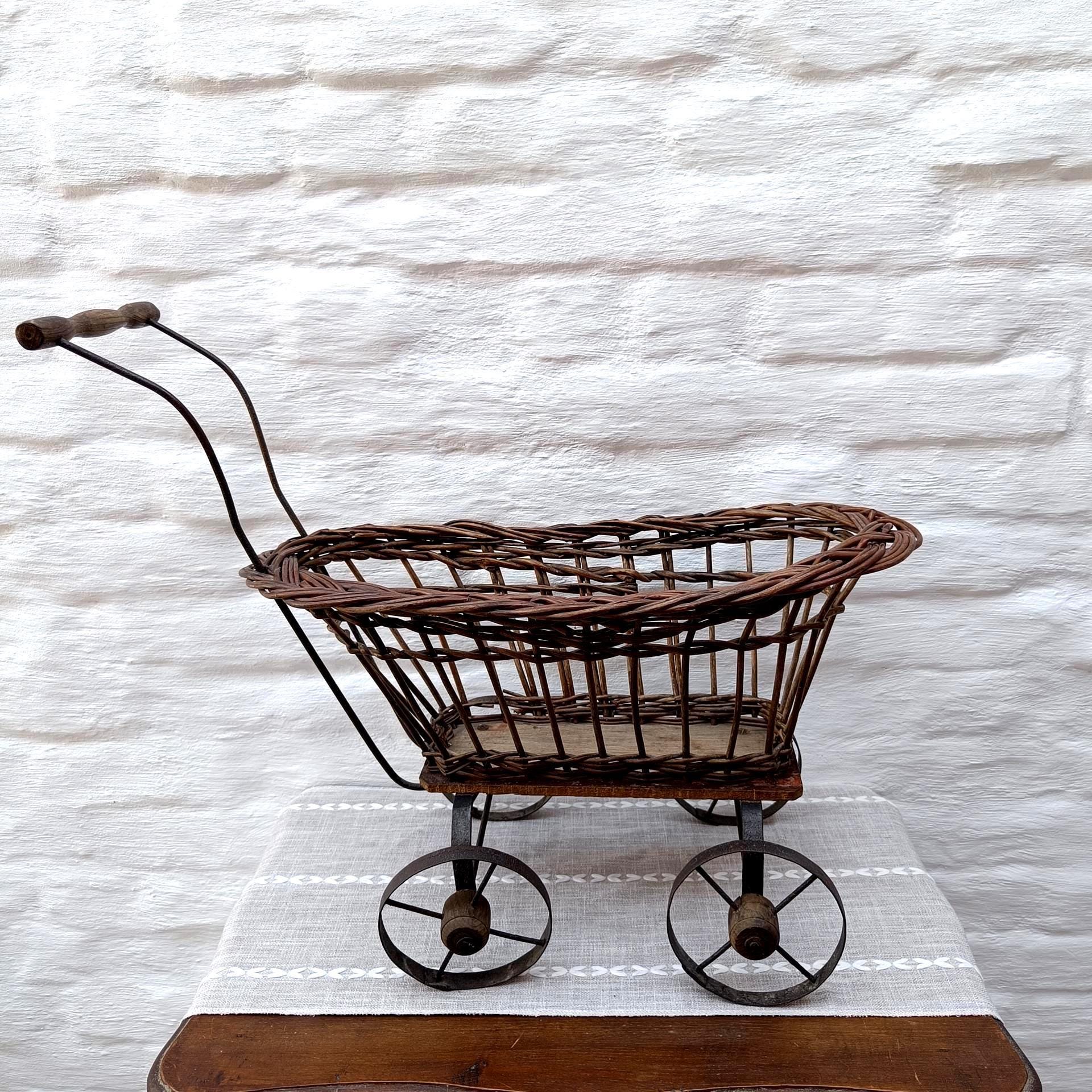 Antique victorian baby carriage - Etsy 日本