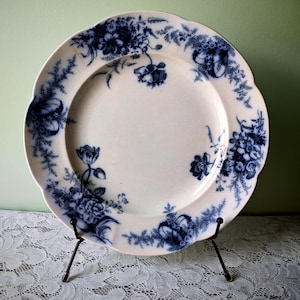 Sale E.Bourgeois アンティークプレート　2枚set 21cm E Bourgeois Plates - Etsy
