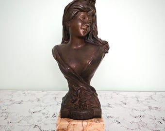 Escultura Art Nouveau antigua "Rêveuse" / Busto de peltre bronceado francés / Base de mármol / Estatua femenina Belle Époque