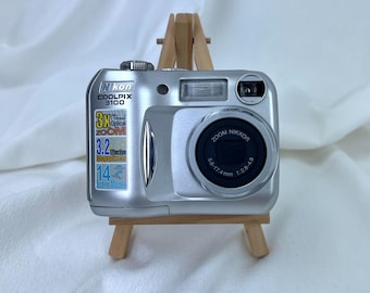 Nikon Coolpix 3100 — Câmera CCD Digital Vintage Clássica