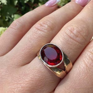 Anel vintage soviético de coríndon, prata banhada a ouro 875, joia da URSS, pedra grande de rubi vermelho.