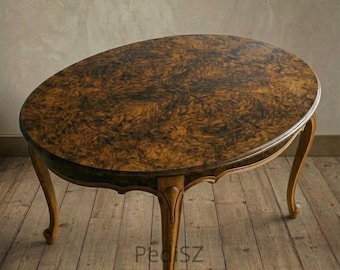 Table de salle à manger ovale finie à la main