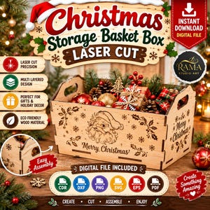 Könnte beinhalten: Eine Aufbewahrungsbox aus hellem Holz mit lasergeschnittenen Motiven von Weihnachtsmann, Stechpalmenblättern, Schneeflocken und dem Schriftzug Merry Christmas. Die Box hat seitliche Griffe und ist mit verschiedenen Weihnachtskugeln gefüllt.