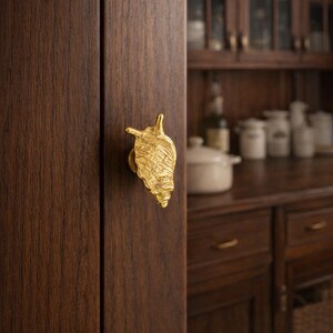 Brass Snail Drawer Pull, Artistic Cabinet Handle, Zinc Alloy Furniture Knob