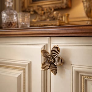 Vintage bloemenkastknop – antiek messing zinklegering ladehendel, handvat met één gat