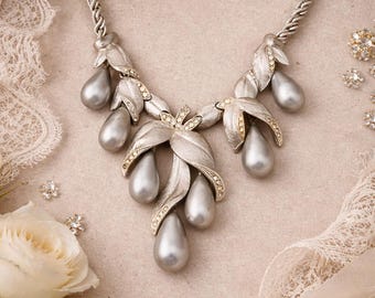 Vintage Silver Tone Leaf Necklace Gray Pearl Drops Rhinestone Statement Glam Bib