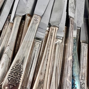 Vintage Silverplate Knives: 25-Piece Mismatched Silverware Hollow Lot, Craft Supplies, rustic needs polishing