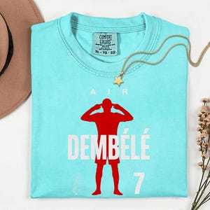 Comfort Colors® Air Dembélé #7 Soccer Player Tribute Graphic Tee, France Football Star Signature Design, 2026 World Cup Fan Unisex T-Shirt bild 4