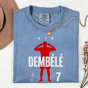 Comfort Colors® Air Dembélé #7 Soccer Player Tribute Graphic Tee, France Football Star Signature Design, 2026 World Cup Fan Unisex T-Shirt bild 2