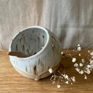 Saleiro de cerâmica artesanal – adega de cerâmica feita à mão em torno de oleiro, acessório de cozinha rústico