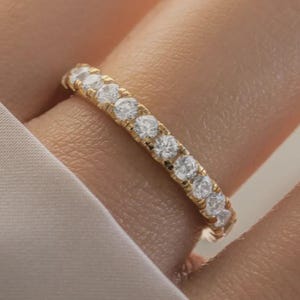 Round Cut Diamond Full Eternity Band, CZ Colourless Gemstone Stackable Wedding Band, Dainty Ring, Minimalist Jewellery