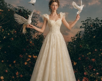 Märchenhafte Prinzessin Ballkleid Romantische Spitze Brautkleid Cottagecore Elfenbein Abendkleid