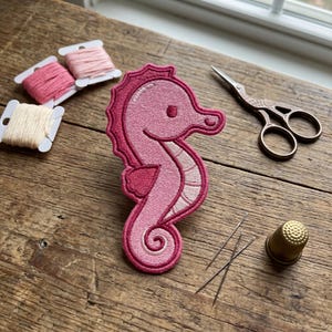 Cute Pink Seahorse Embroidered Patch - Kawaii Ocean Animal Iron On Badge - Marine Life Applique - Summer Beach Bag Decor - Hook and Loop
