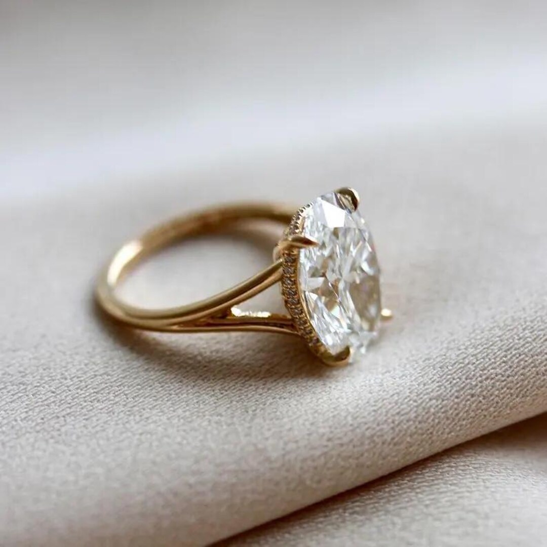 4 Ct Oval Cut Moissanite Engagement Ring, Solid Gold Split Shank ...