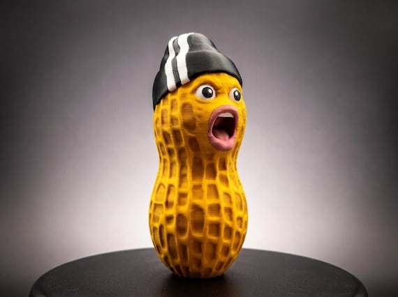 The Burnt Peanut Figurine | 12 Cm | Bungulator Collectible | Desk