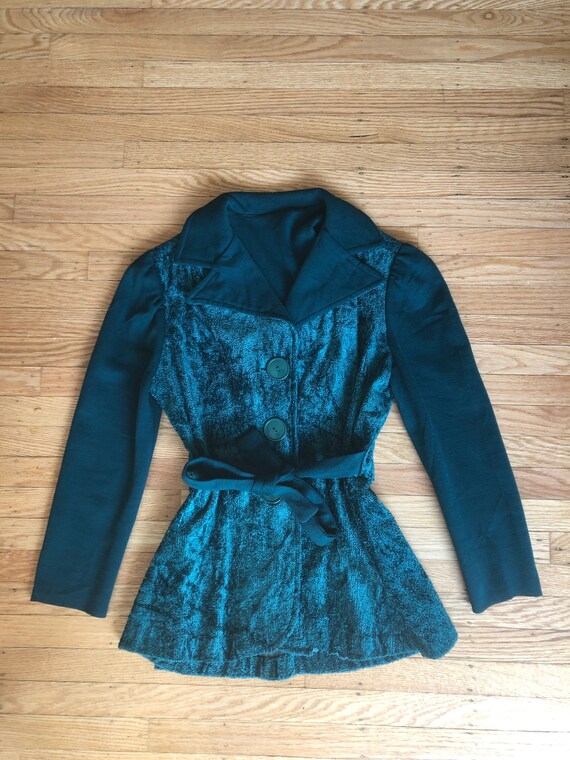 1970s does 1930’s Emerald Green Light Jacket AS/IS