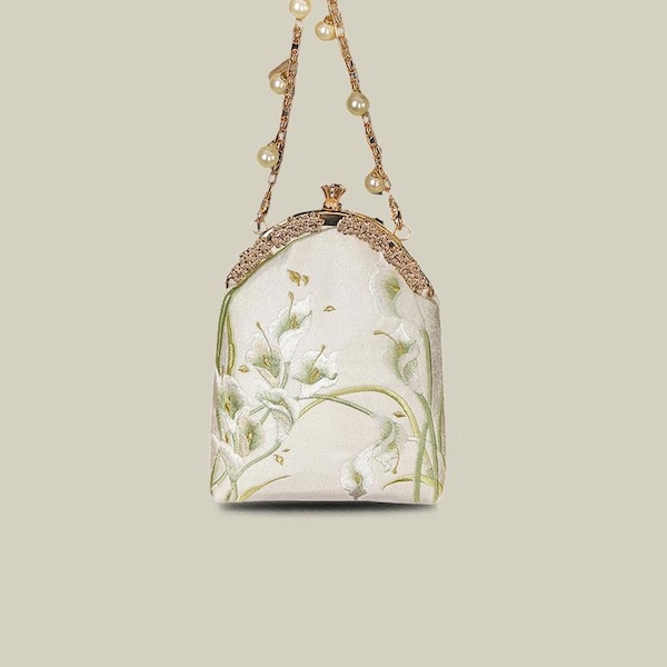 Calla Lily Embroidered Wedding Clutch, Pearl Chain Wedding Guest Bag, Vintage Kiss Lock Bridal Purse