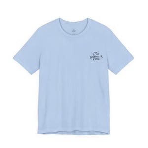 Camiseta Overloaded Scooter Travel: Camiseta gráfica de aventura de surf, camiseta unisex de estilo de vida nómada. imagen 10