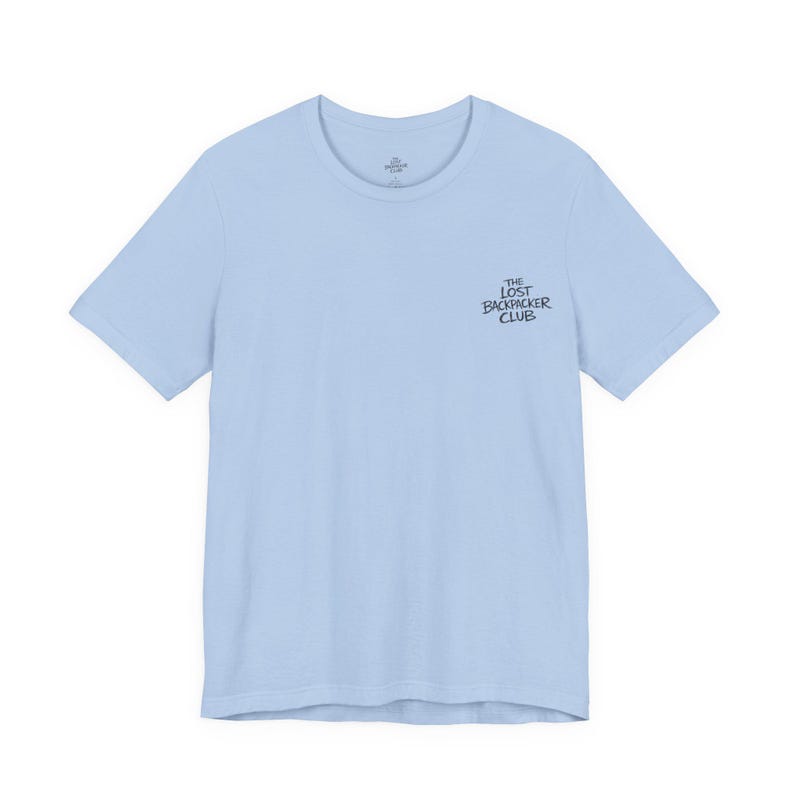 Camiseta Overloaded Scooter Travel: Camiseta gráfica de aventura de surf, camiseta unisex de estilo de vida nómada. imagen 10