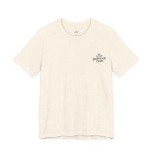 Camiseta Overloaded Scooter Travel: Camiseta gráfica de aventura de surf, camiseta unisex de estilo de vida nómada. imagen 8
