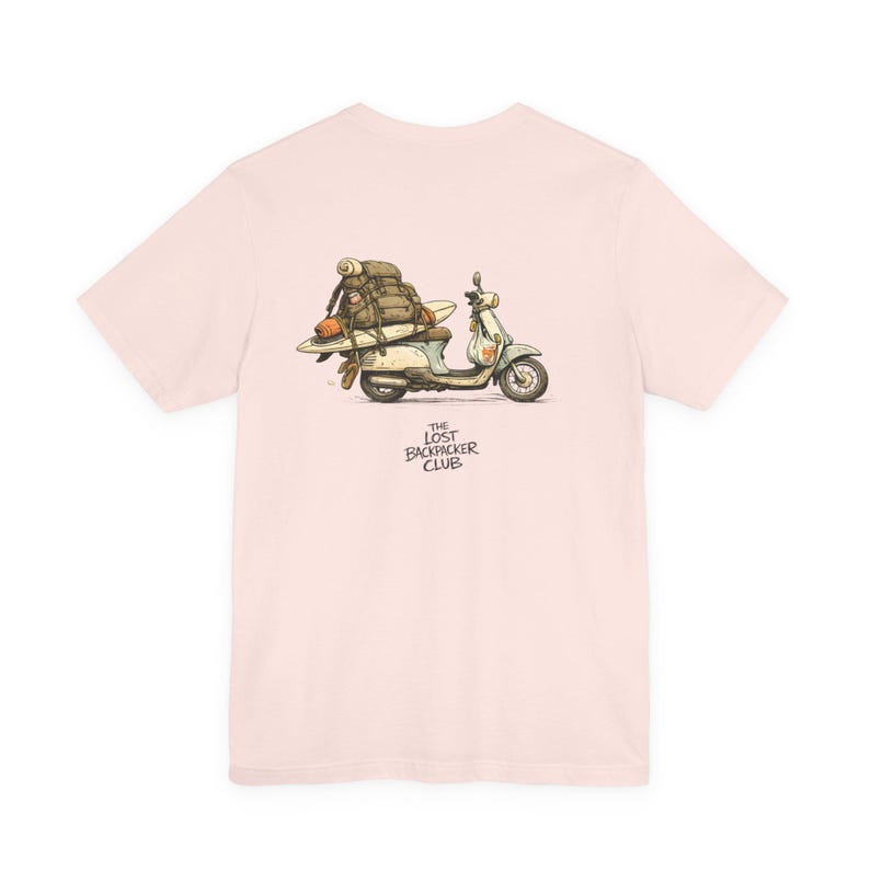 Camiseta Overloaded Scooter Travel: Camiseta gráfica de aventura de surf, camiseta unisex de estilo de vida nómada. imagen 7