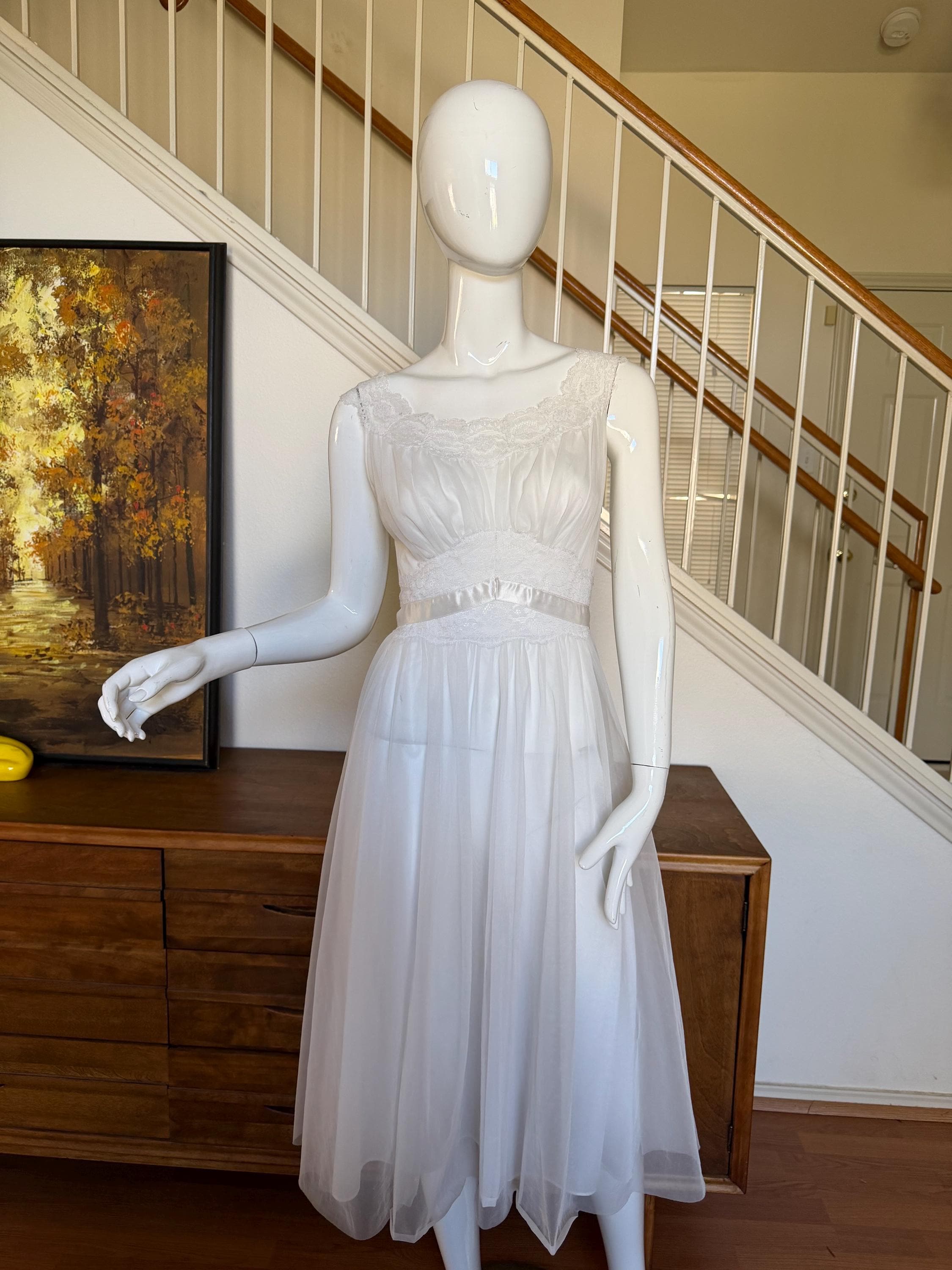 wrap dress with v neck Gigi Wrap Dress | Color - Magnolia Toile / 0