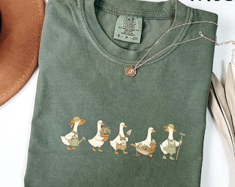Comfort Colors® Cute Goose Gardening Shirt, Funny Gardener Tee, Goose Farmer Shirt, Garden Lover Gift, Plant Mom Tee, Vegetable Patch Shirt