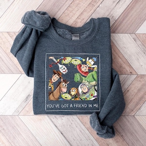 You've Got A Friend In Me Sweatshirt, Disney Toy Story Sweater, Disney Trip Hoodie, Disney Friends Tee,Toy Story Characters Tee,Best Friends immagine 3