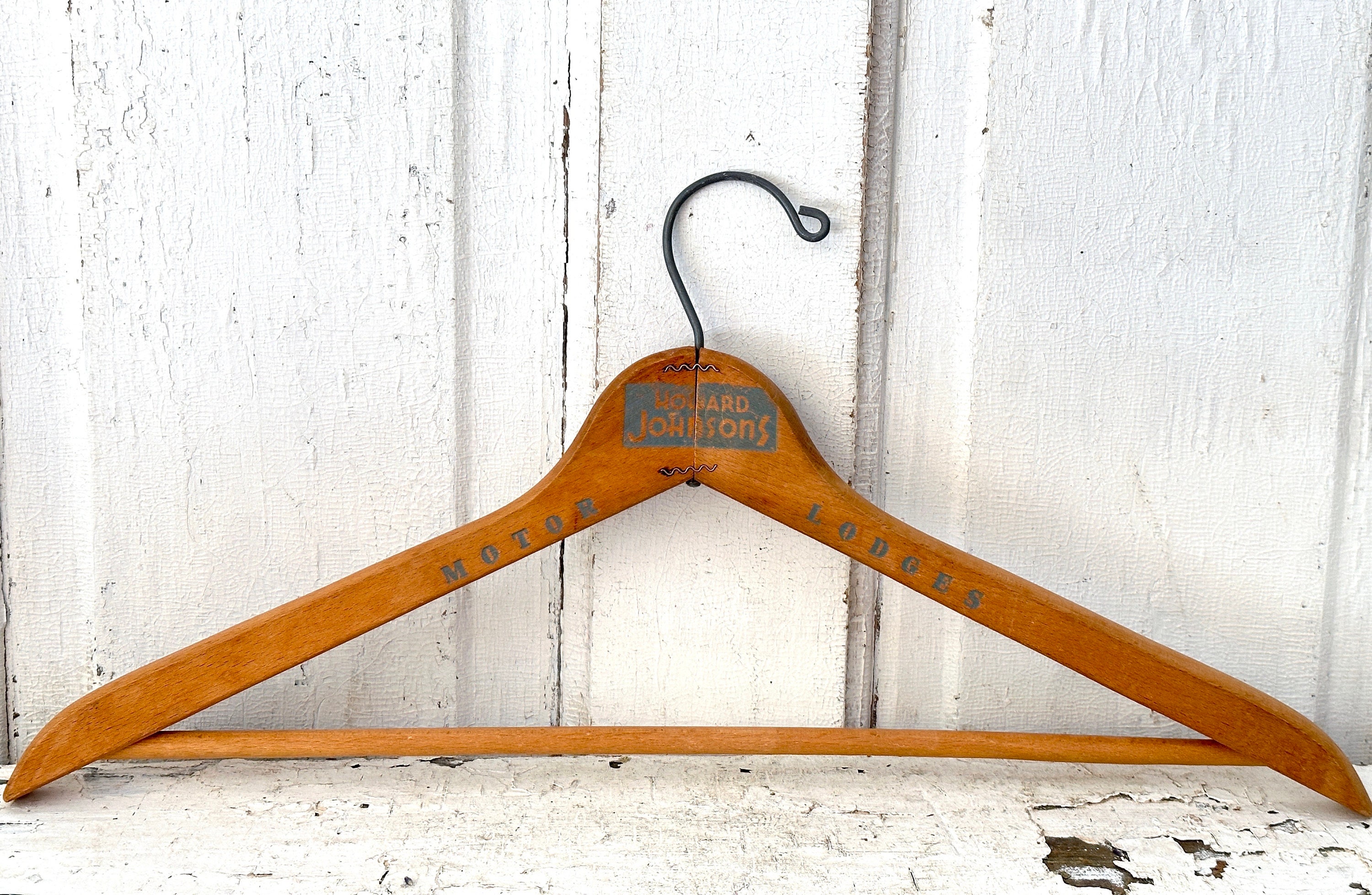 Vintage coat 2025 hangers for sale