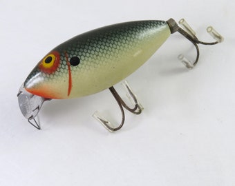 Vintage Wood Lure, True Temper Shad, Crippled Shad Fishing Lure , Green and Cream