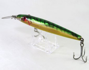 Green and Gold MirrOLure 113MR, 7" Fishing Lure, Casting or Trolling Lure, Big Game Fish Lure, Salt Water or Freshwater Lure, Tuna  Pike