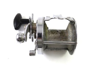 Vintage Pflueger ROCKET Reel 1375, Bait Casting Fishing Reel, Made