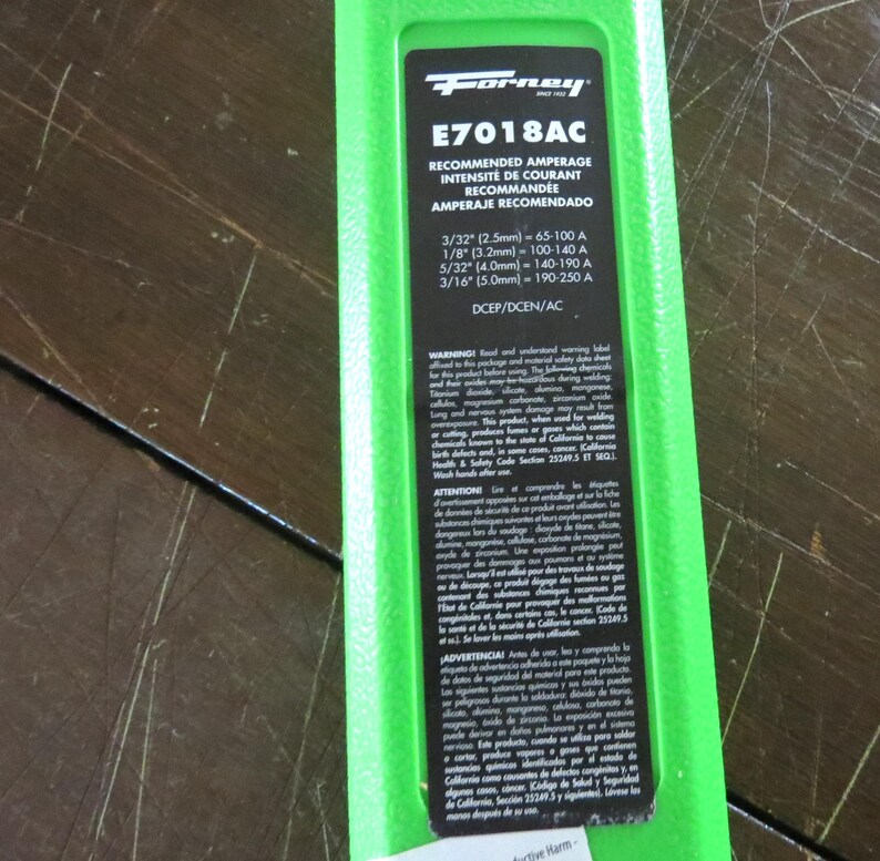 Varillas de soldadura, electrodos premium Forney E7018 AC de bajo contenido de hidrógeno, 1/8 pulg., 30685, caja parcial de 5 libras, 14 pulg. imagen 5