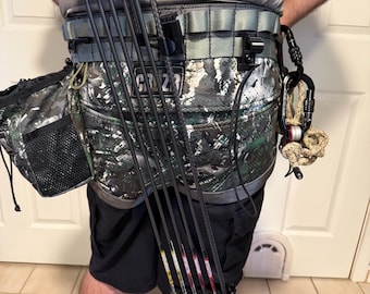 Mathews low pro quiver hanger with a mollie loop clip backing