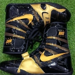 Limited Edition Premiume Hyperko Boxing Shoes ( FULLY CUSTOMIZED ) Replica Boxing Boots For Training.