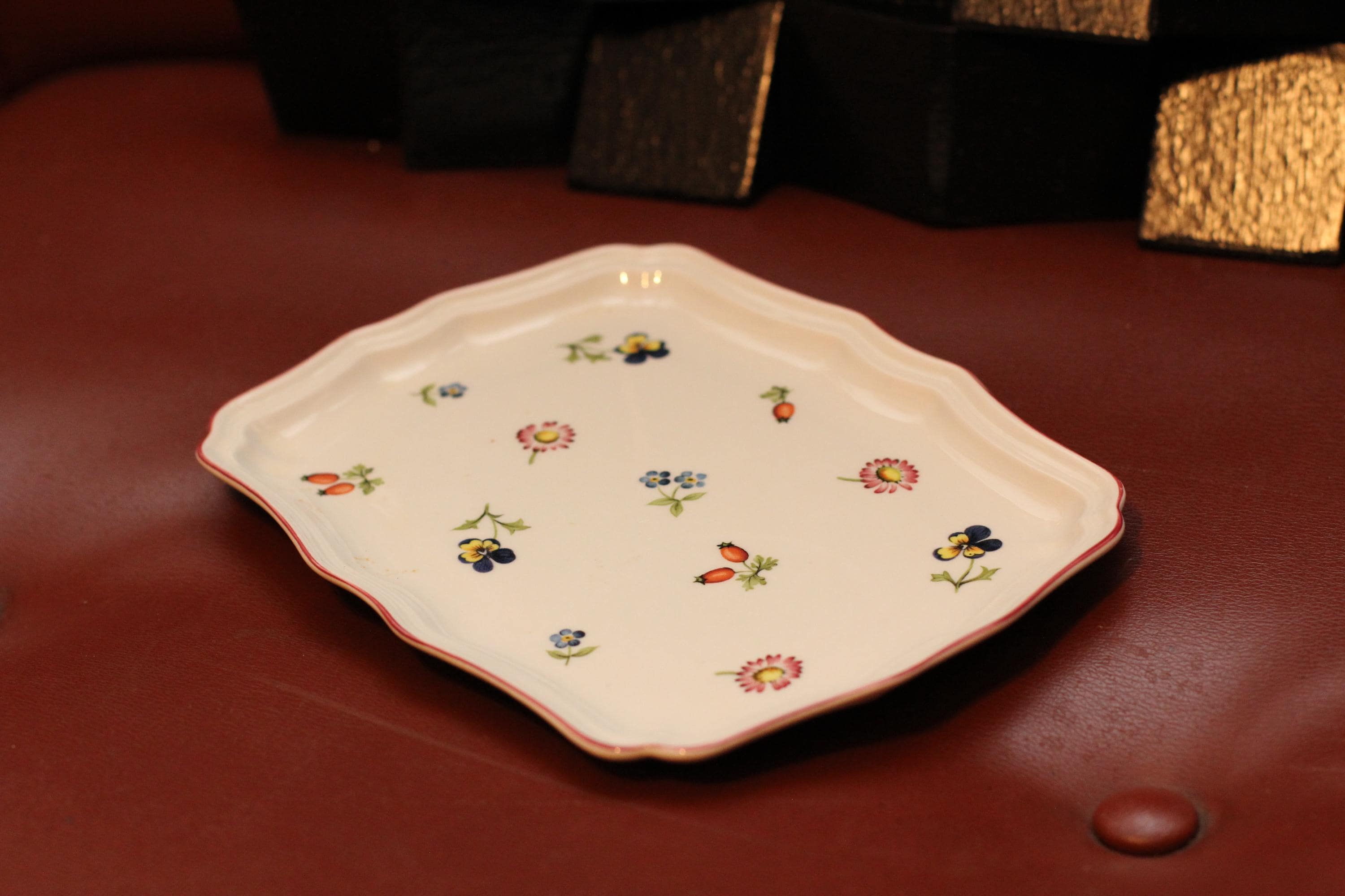 Villeroy & Boch 27cmプレートとディープボウル3種類の8枚 【公式通販】