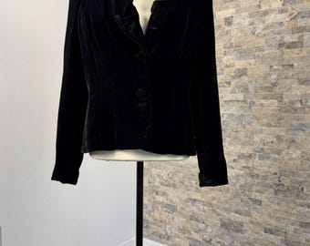 Vintage Black Velvet Blazer by Alfani, Ruffle Collar Silk Rayon, Evening Jacket, Size 8