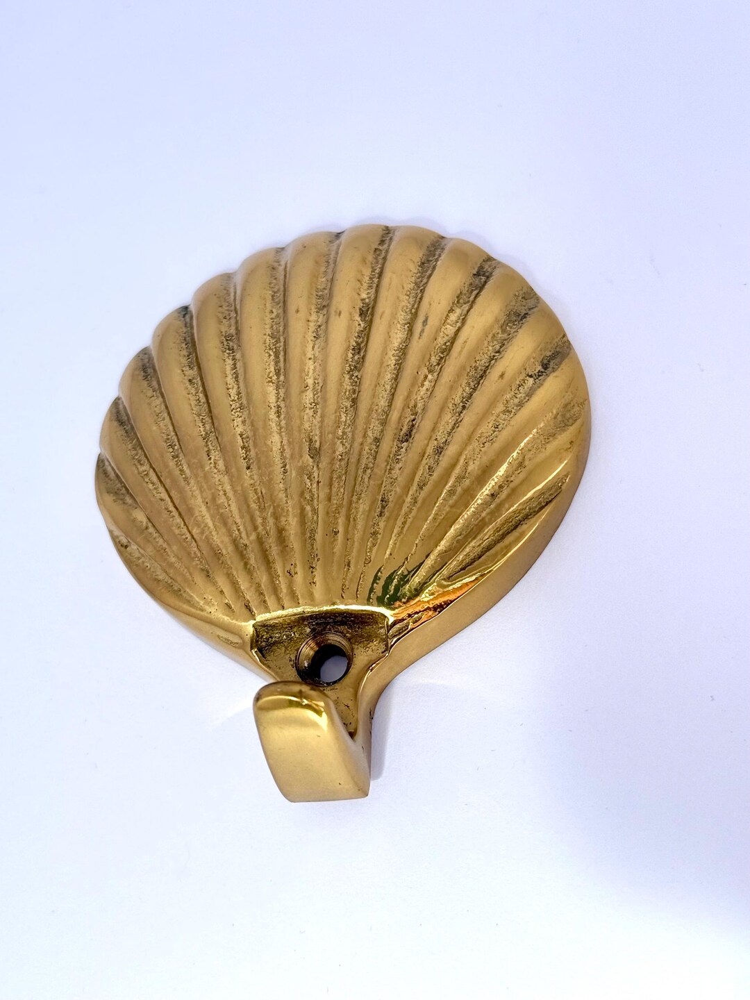 Vintage Brass Shell Nautical Beach Clamshell Wall Hook | Beachy ...