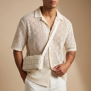 Camisa de hombre de manga corta transparente de malla - Camisa de rejilla con botones - Ropa urbana de verano - Conjunto transparente para fiestas y discotecas - Top casual transpirable