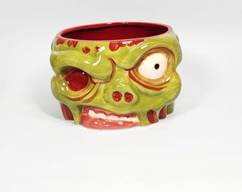 Think Geek 2014 Ceramic Zombie Head Bowl