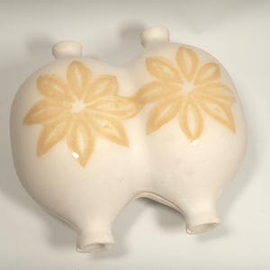 Argile de beauce non émaillée Cocotte Cocotte Fleurs jaunes Jean Cartier